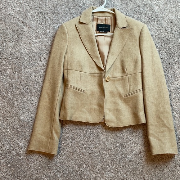 Blazer - Picture 3 of 10